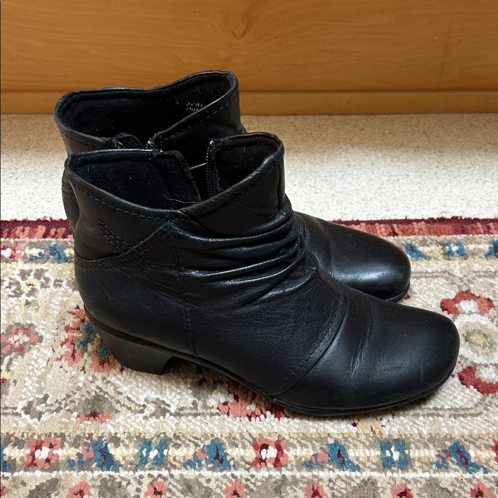 Earth Origins Black Ankle Booties